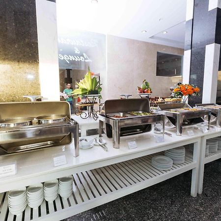Emerald Boutique Hotel Danang Экстерьер фото