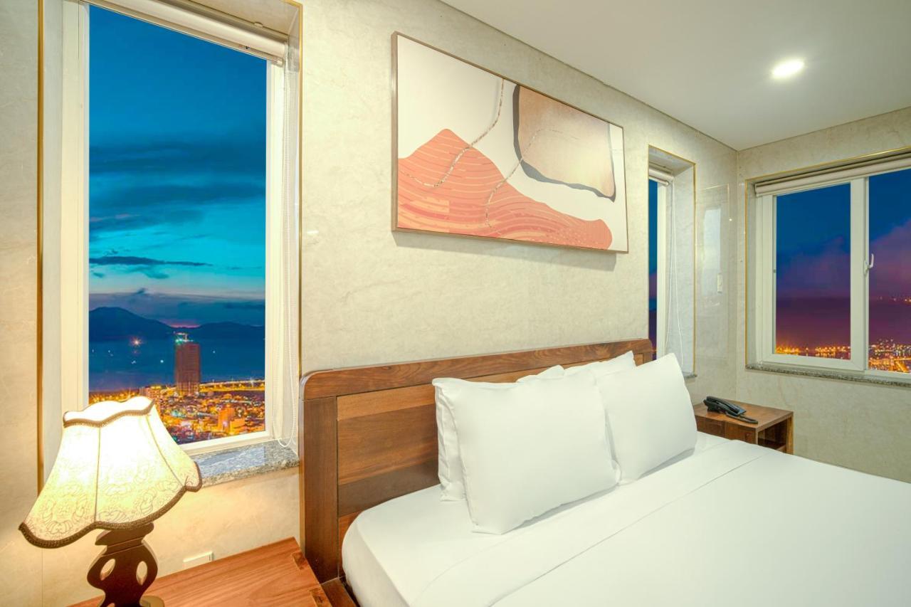 Emerald Boutique Hotel Danang Экстерьер фото