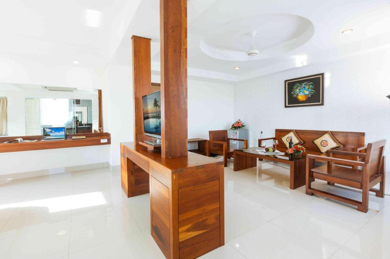 Emerald Boutique Hotel Danang Экстерьер фото