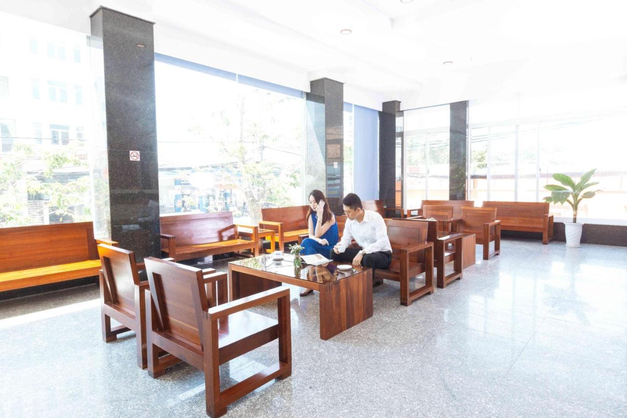 Emerald Boutique Hotel Danang Экстерьер фото