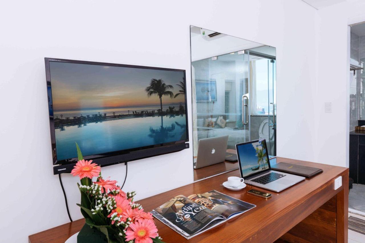 Emerald Boutique Hotel Danang Экстерьер фото