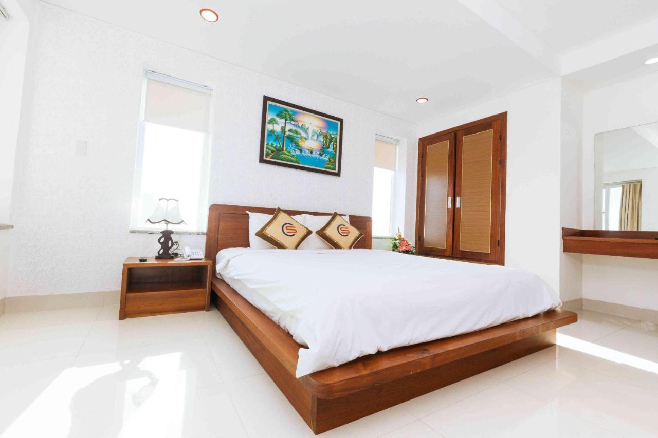 Emerald Boutique Hotel Danang Экстерьер фото