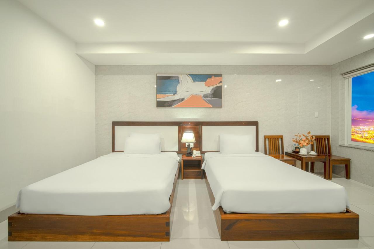 Emerald Boutique Hotel Danang Экстерьер фото