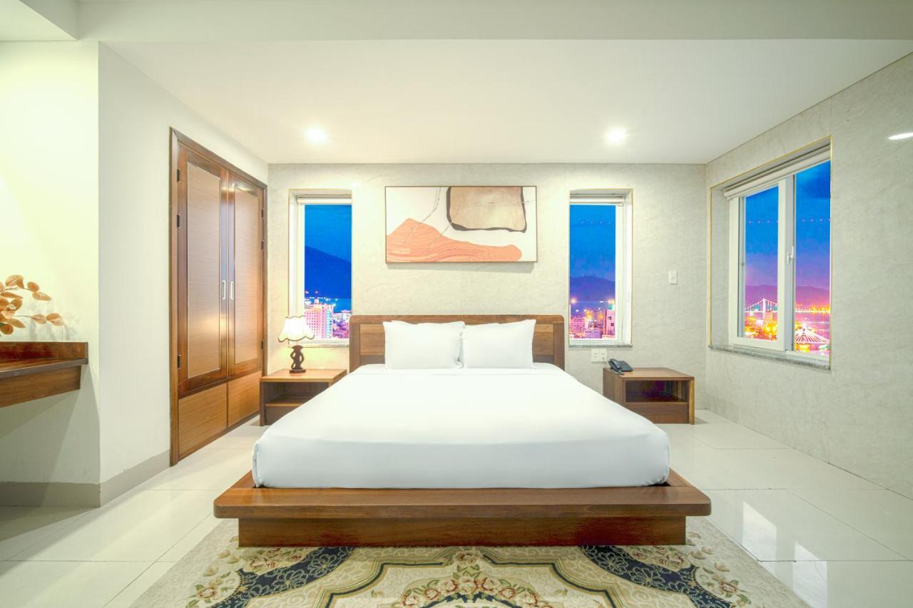 Emerald Boutique Hotel Danang Экстерьер фото